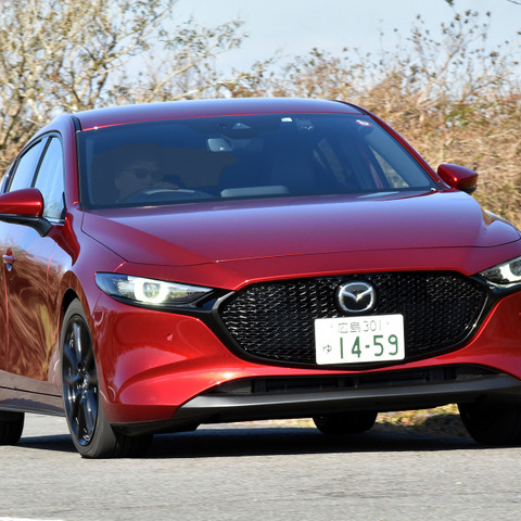 【マツダ3 SKYACTIV-X 新型試乗】執念の新エンジンに“70万円分”のユーザーベネフィットはあるか…中村孝仁 画像