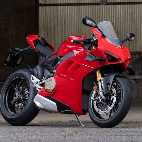 【ドゥカティ パニガーレV4S 試乗】ウェットでも垣間見えたスーパーバイクの片鱗…丸山浩 画像