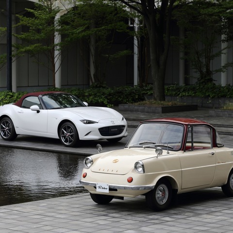 マツダ100周年、記念車のモチーフは戦後初めてのクーペ…デザイナーが手掛けたグッズも販売 画像