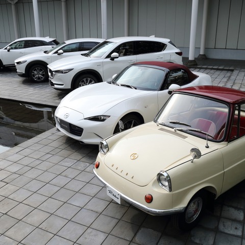 モチーフはR360クーペ、マツダ100周年記念車は全車種に展開…2021年3月31日までオーダー受付 画像