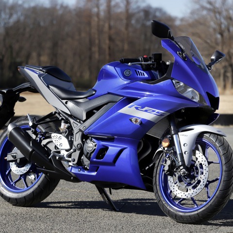 【ヤマハ YZF-R25 試乗】価格も「すべてがちょうどいい」スポーツバイクのスタンダード…伊丹孝裕 画像
