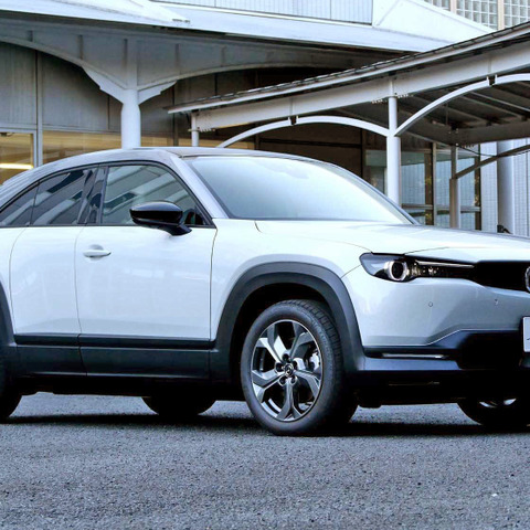 【マツダ MX-30 EV 新型試乗】マツダ3やCX-30よりも上質、運転感覚はガソリン車のよう…中村孝仁 画像