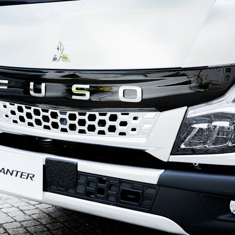 【三菱ふそうに聞くトラックデザインの奥義】その1：ブラックベルトのアイデンティティ 画像