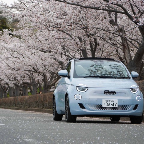 【フィアット 500e 新型試乗】走りだけならアバルトの代わりになる…中村孝仁 画像