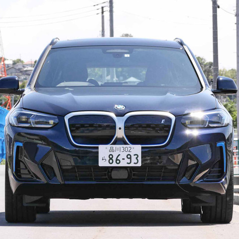 【BMW iX3 新型試乗】「電動化は本当に正義なのか」を考える…中村孝仁 画像