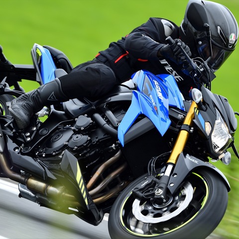 【スズキ GSX-S750 ABS 試乗】日本のスポーツバイクを語る上で欠かせないナナハン4気筒の伝統を唯一残す存在 画像