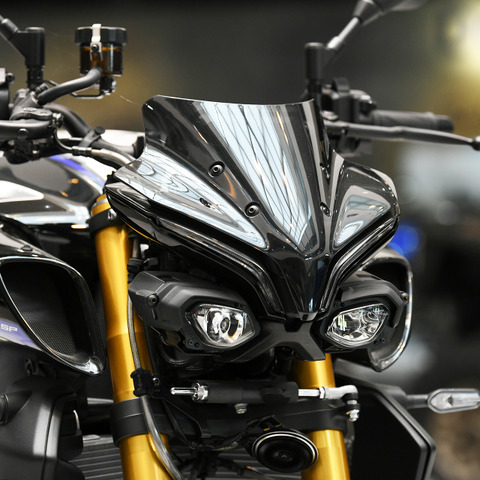 【ヤマハ MT-10 開発者に聞く】ついにバイクのあの場所が楽器に!? “眉毛”デザインのねらいとは 画像