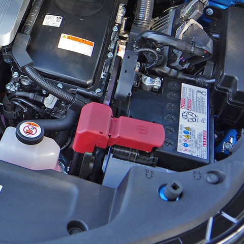 バッテリーとブレーキパッド、整備の現場に変化が訪れている理由【岩貞るみこの人道車医】 画像