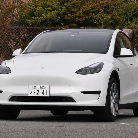 【テスラ モデルY 新型試乗】「モデルS」以上に、俗っぽい自動車感を捨て去った…中村孝仁 画像