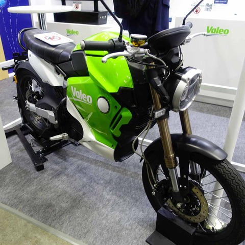ヴァレオが提案する48VのEVバイク、2024～25年中には生産化予定…人とくるまのテクノロジー展2023 画像