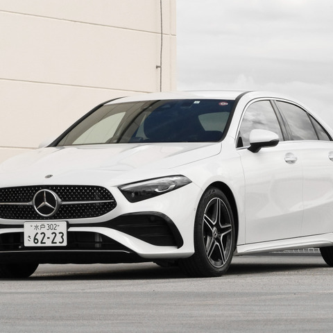 【メルセデスベンツ A180セダン 新型試乗】苦手だった小型車も、今やサイズ・価格ともに3代目Cクラス並み…中村孝仁 画像
