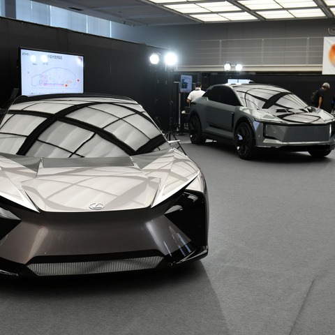 トヨタ、新電池搭載による3台のコンセプトモデルを提案、レクサスは2026年発売予定…ジャパンモビリティショー2023 画像
