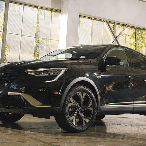 魅惑のクーペデザイン。ルノーアルカナから感じる新たな価値観を体験する 画像