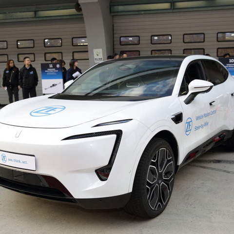 ZFの次世代テクノロジー搭載車を上海で試乗！ SDV時代のパワートレインとビークル・ダイナミクスとは 画像