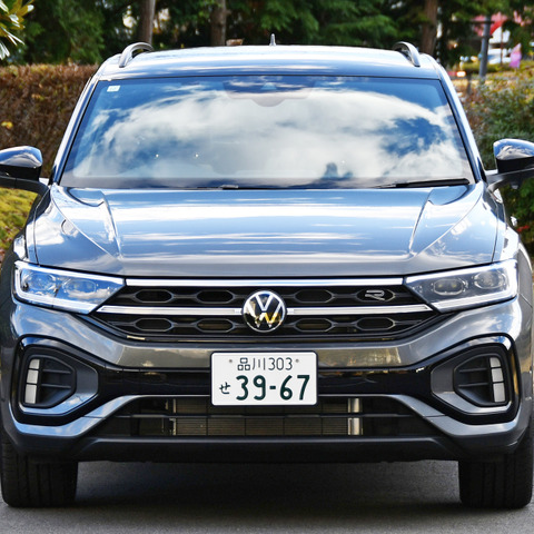 【VW Tロック 新型試乗】500万円超も「桁違いに高い」という時代ではないが…諸星陽一 画像