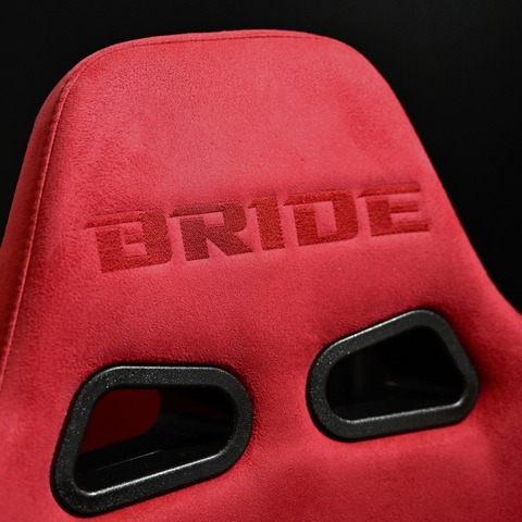 BRIDEは新型「エルゴスター」に西陣カーボンのシートを発表！MFゴースト、初音ミクコラボの限定モデルに注目…東京オートサロン2024 画像