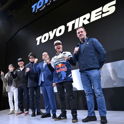 9割がサステナ素材のコンセプトタイヤが登場！ニュル耐久シリーズへ全戦参戦、2024年も本気のトーヨータイヤ…東京オートサロン2024 画像