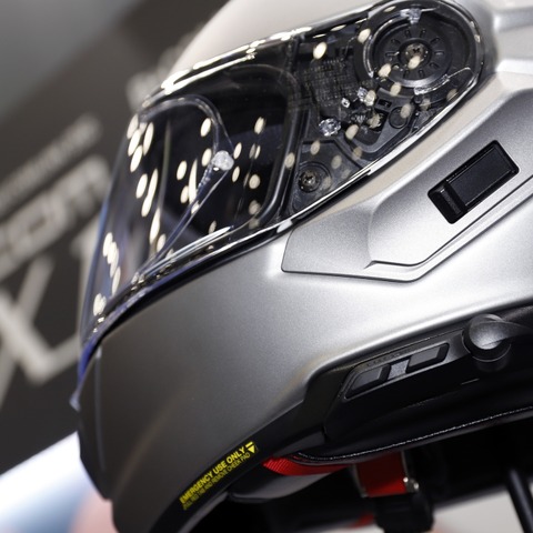 サイン・ハウスのバイクインカムがすごいぞ！最高のデザインと機能を両立した「B+COM SX1」に注目…東京モーターサイクルショー2024 画像