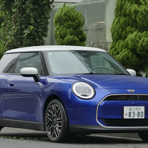 【MINI クーパーSE 新型試乗】「ミニらしさ」と「ミニらしくなさ」…島崎七生人 画像