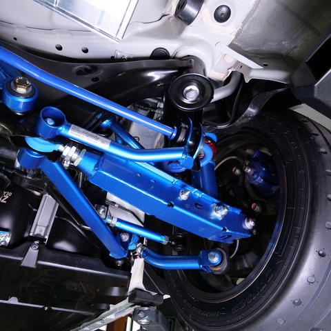 『大人のチューニング講座』ホイールスペーサーで創る洗練された佇まい～カスタムHOW TO～ 画像