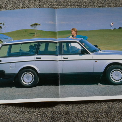 19年で268万台を販売、歴代ボルボのベストセラーだった『240』の功績【懐かしのカーカタログ】 画像