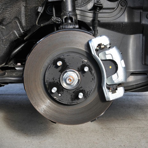 ブレーキ鳴き・効き不足は“皮膜不足”が原因？ ブレーキパッドの正しい使い方をプロ目線で解説～カスタムHOW TO～ 画像