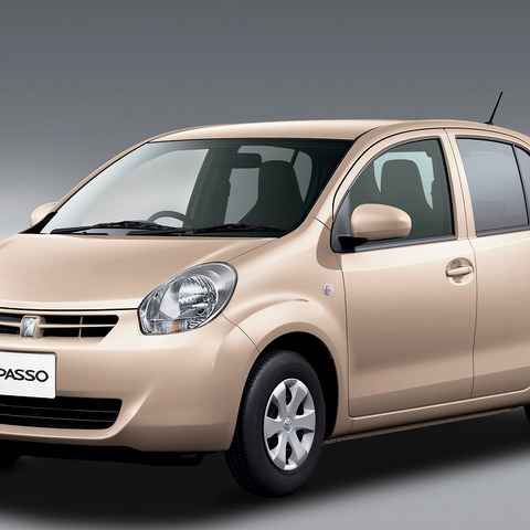 【トヨタ パッソ 試乗】メイキャップ効果でシンプルな可愛さ…千葉匠 画像