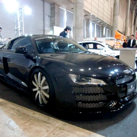【東京オートサロン11】アウディ R8、ベースがいいから 画像