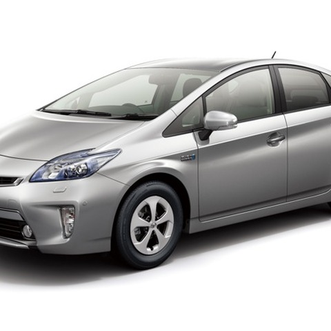【東京モーターショー11】新型電池で大幅パワーアップ！ プリウスPHV 市販仕様プロト 画像