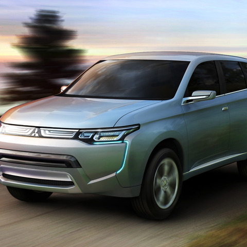 【三菱 PX-MiEV 試作車】“走る愉しさ”もたらす新世代プラグインハイブリッド 画像