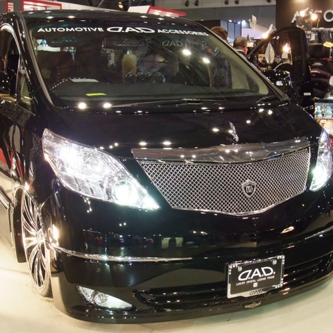 【東京オートサロン12】アルファード ZXエディション…“ワル”な部分を引き出した 画像