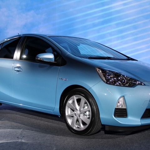 【トヨタ アクア 発表】細部にまでデザインにこだわって欧州車的雰囲気 画像