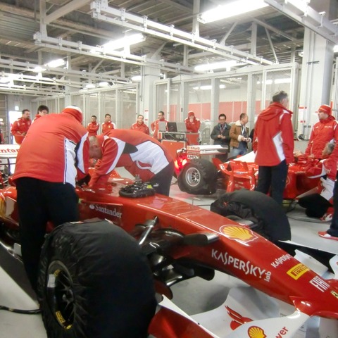 ［フェラーリ・レーシング・デイズ］元F1パイロットのサロも来日 画像