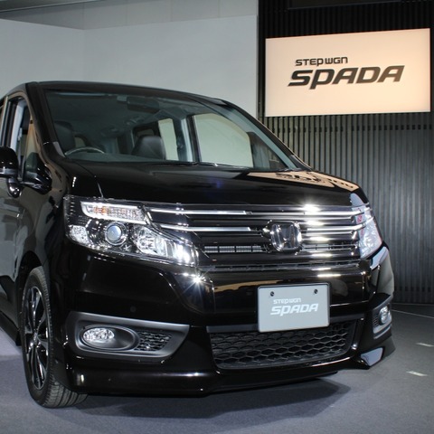 【ホンダ ステップワゴン 改良新型】スパーダの販売割合を引き上げるために 画像