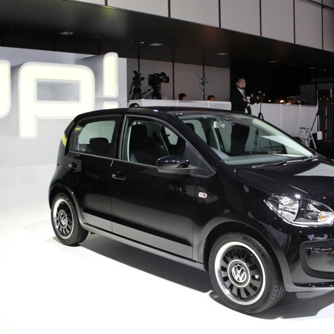 【VW up! 発表】国産車に真っ向勝負挑む 画像