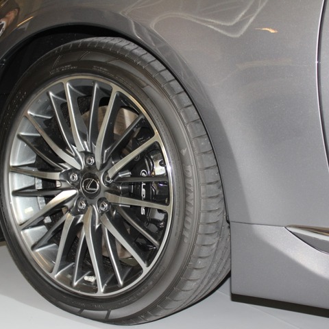 【レクサス LS 改良新型】新しいLSの走りを目指して 画像