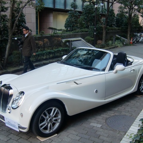 光岡 ヒミコ モノクローム特別仕様車…クラシックスタイルに合うインテリア 画像