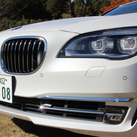 【BMW 7シリーズ 改良新型】デザインも走りもよりスポーティに 画像