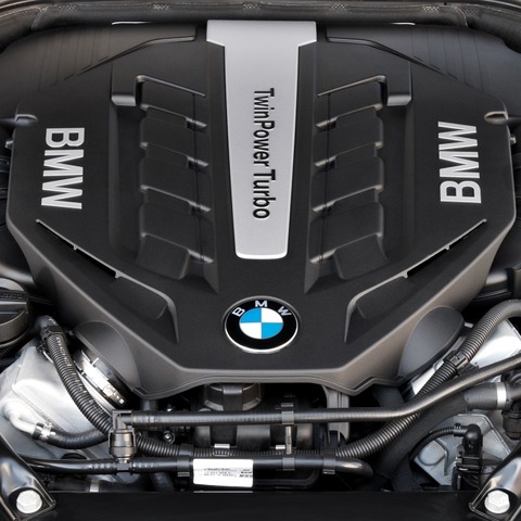 【BMW 7シリーズ 改良新型】直6、V8ともに新型エンジン採用 画像