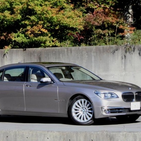【BMW 7シリーズ 改良新型】安全装備だけでなくエンターテイメントも 画像