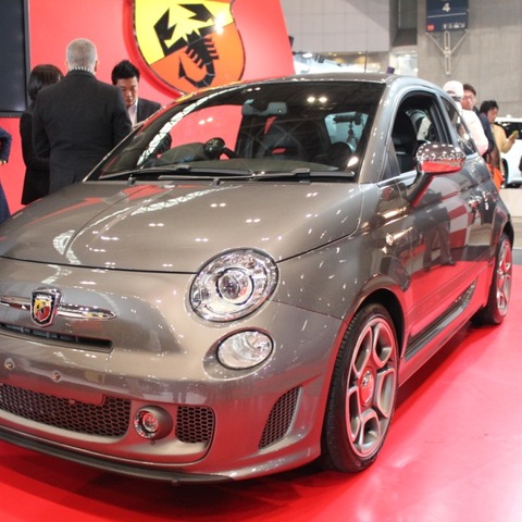 【アバルト 500シリーズ 改良新型】待望のセミオートマチックを採用したモデルが登場 画像