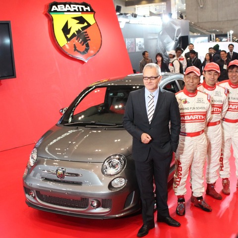 【東京オートサロン13】アバルト、スーパー耐久選手権へ参戦…将来はレーサー育成へ 画像