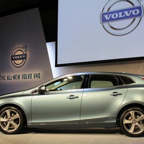 【ボルボ V40 発表】ボルボらしさと先人へのオマージュを用いたデザイン 画像
