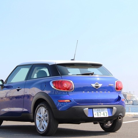 MINIペースマン、水平なシェイプラインが安定感を表現 画像