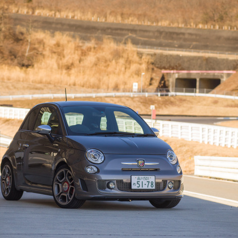 【アバルト 595 試乗】脳みそがシェイクされそうな満足感…岩貞るみこ 画像