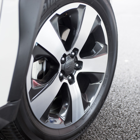 【スバル XVハイブリッド 試乗】パワー、もうひとつ欲しい！…岩貞るみこ 画像