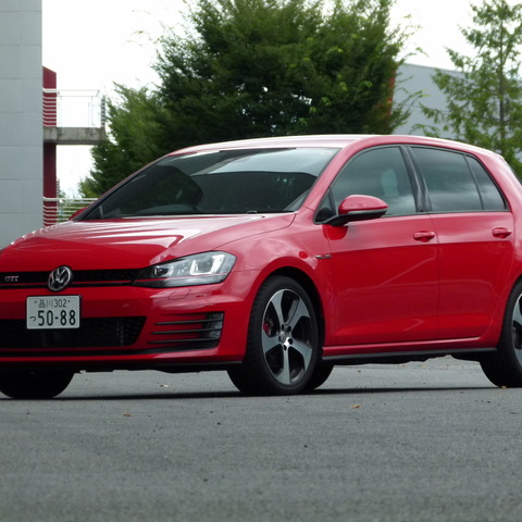 【VW ゴルフGTI 試乗】胸のすく回転フィール健在…島崎七生人 画像
