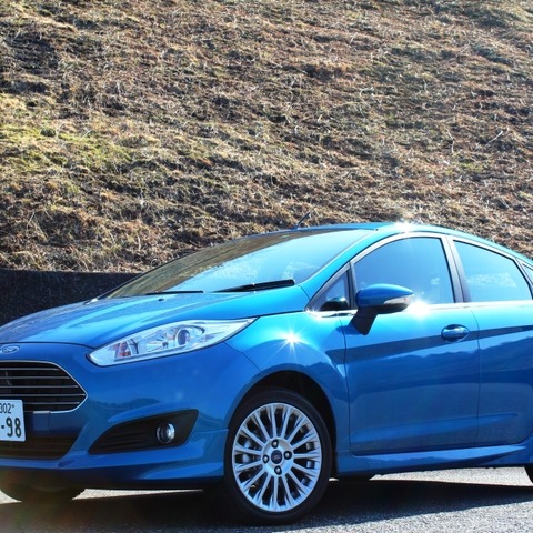 【フォード フィエスタ 試乗】使いやすさは初代から継承し、高レベルのハンドリングを実現…内田俊一 画像