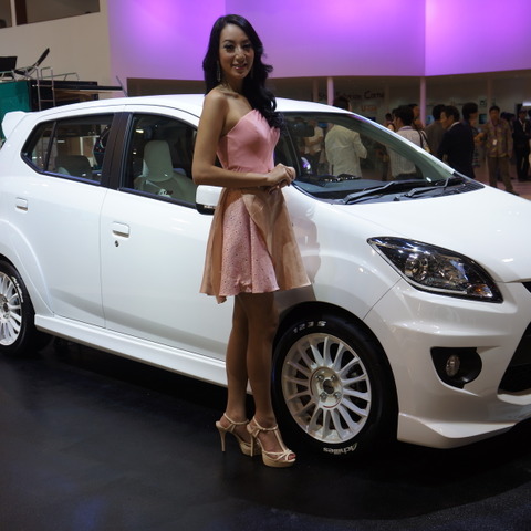 【ジャカルタモーターショー14】ダイハツ アイラ GT2 は、アイラ人気をさらに刺激するカンフル剤 画像