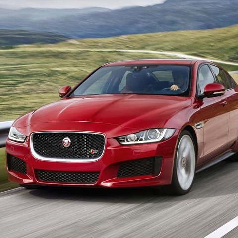 ジャガー、新型セダン XE の日本導入に自信「ライジングスターになる」 画像